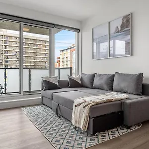 Chic 1Br Kensington Unit With Parking , Calgary Canada
