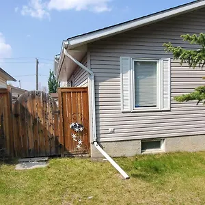 Private Studio House , Calgary Canada