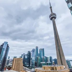 Chol Furnished Heart Of Downtown Toronto, 2 Beds, Free Parking, Cn Tower View , Toronto Canada