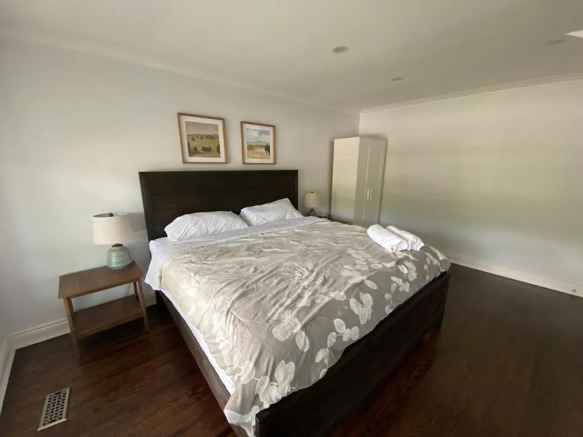 Yonge And Finch Subway !L Spacious & Bright Private Bedroom With Shared Amenties Toronto 0*,  Canada